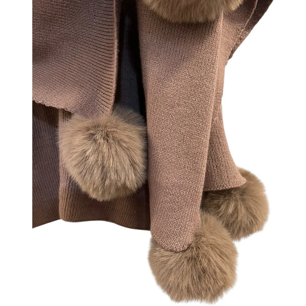 Knit Faux Fur Keyhole  Pom Pom Edge Scarf Wrap Shawl dh.
